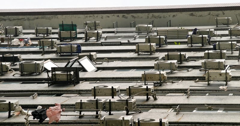 Protection climatiseur extérieur : les meilleures solutions pour le durer longtemps