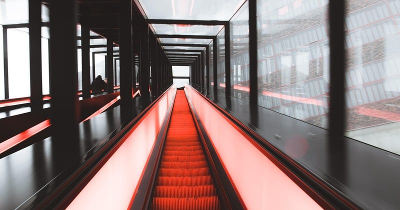 Prix moyen d’un monte-escalier Stannah : le vrai tarif en toute transparence